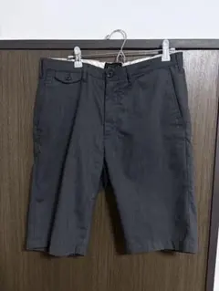 BEAMS+ メンズ ショートパンツ グレー Mサイズのサムネイル