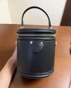 本日お値下げ！ボックス型バッグ バニティ ハンドバッグ ブラック