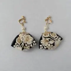 インド刺繍リボン　パール　揺れるイヤリング　ハンドメイドアクセサリー【即購入OK