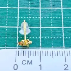 ゴールド 花モチーフ ノンホールピアス 約1.5cm