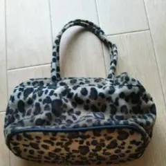 Item thumbnail for item 35c71746-b67f-49a9-b9a7-5e3775bf6fe2