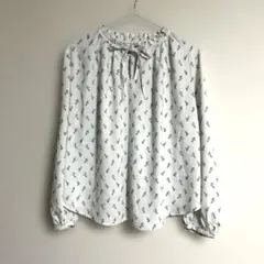 earth music＆ecology 花柄リボン付き長袖ブラウス