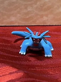 ポケモン　ボーマンダ　フィギュア