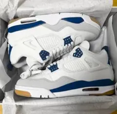 NIKE SB Air Jordan4 ジョーダン４