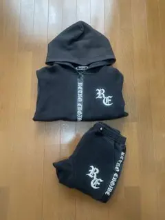 即日発送！アダムスジャグラー　大人気セットアップ　Sサイズ ぴちぴちセットアップのサムネイル