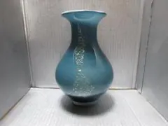 青色つぼ型花瓶 金色装飾