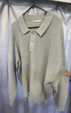 グレー ポロシャツスタイル ニットセーター