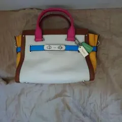COACH スワッガー27 レインボー