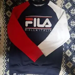 FILA ネイビー トレーナー M