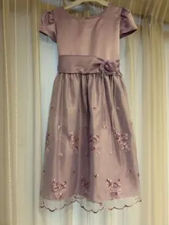 薄紫 フラワー刺繍 フォーマルワンピース