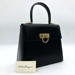 【Salvatore Ferragamo】ハンドバッグ　レザー　濃紺色