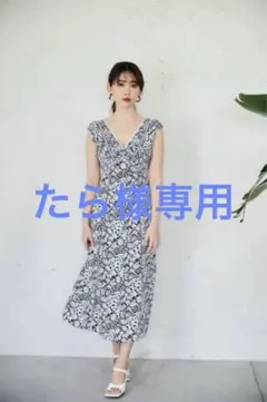 herlipto Lace Trimmed Floral Dress ネイビー