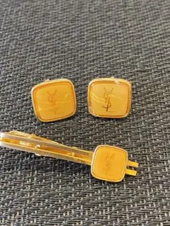 YSL　イヴサンローラン　 ゴールドカラー カフリンクス タイバーセットのサムネイル