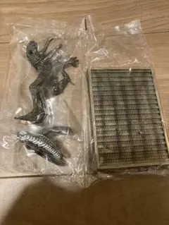 エイリアン フィギュア 未開封品のサムネイル