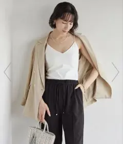 UNITED ARROWS Vネックキャミソール　オフホワイト