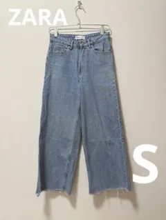 ZARA フレアーデニム　ワイドデニム　ライトブルー　フリンジ　切りっぱなし