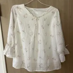 花柄刺繍 ホワイト 五分袖ブラウス M