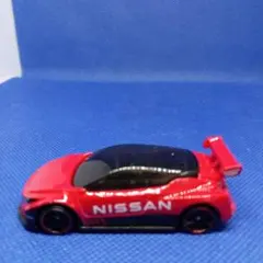 ホットホィール　Nissan リーフ NISMO 赤