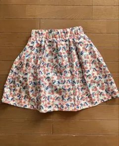 【新品未使用】SHOO-LA-RUE 花柄フレアスカート 140のサムネイル