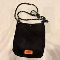 サコッシュ　ユニバーサルオーバーオールのサムネイル