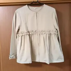 branshes フリル付きベージュジャケット 150