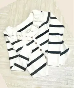 ストライプフリルオフショルダーセーター