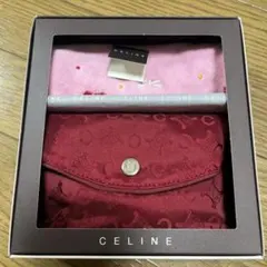 CELINE セリーヌ　ギフトボックス　赤 サテン ポーチ＆ハンカチ　新品