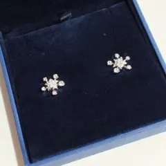 Swarovski クリスタルピアス