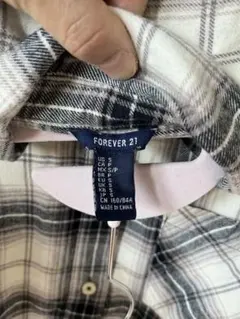 FOREVER 21 チェック柄シャツのサムネイル