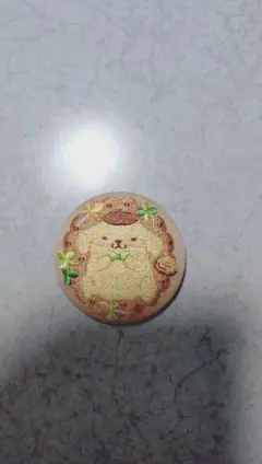 ポムポムプリン刺繍缶バッジ
