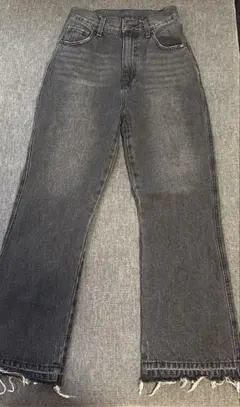 WEGOダークグレー カットオフデニム