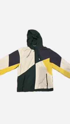 ナイロンジャケット　ZARA