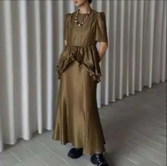 DIMENSIONAL GLOSS DRESSのサムネイル