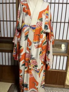 アンティーク長襦袢　古い生地　迫力　鶴　ちりめん縮緬　祝い着　シミあり　オレンジ