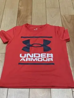 UNDER ARMOUR キッズ　赤Tシャツ