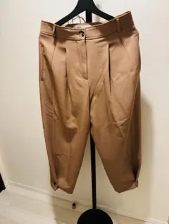 【新品未使用】 ZARA パンツ、スラックス