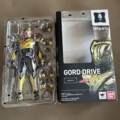 k*i様 S.H.Figuarts 仮面ライダードライブ　ゴ－ルドドライブ