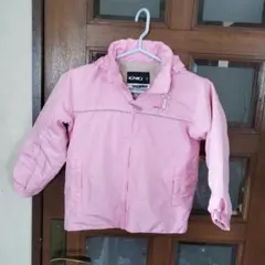 IGNIO フード付きピンクスキーウェア(上)
