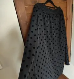 しまぽちゃ3Ｌエレガント黒ドット柄フレアロングスカート