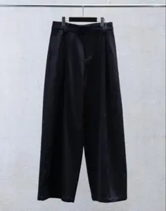 MBハイエンド尾州ウール フロントシーム”ハカマ”スラックスのサムネイル