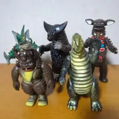 昭和　ソフビ怪獣　メガロマン　ゴラン　2匹セット　当時物 昭和 ソフビ怪獣 メガロマン ゴラン 2匹セット 当時物 - メルカリ