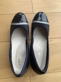 【未使用】ネイビー パンプスのサムネイル