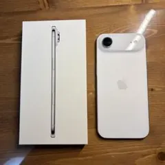 週末限定値下げ iPhone Air 256GB Cloud White 本体 - メルカリ