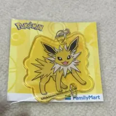 サンダース アクリルキーホルダー ファミマ