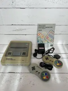 Nintendo SUPER FAMICOM 本体 コントローラー2個付き