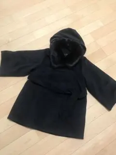 【新品未使用】激かわです‼︎ フード付き、八分袖　ゆったり着れるコート