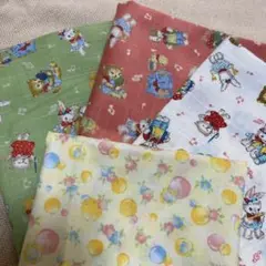 ルシアン　メリーボンボン　ハギレ ４枚セット