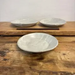 新品　陶器　陶芸作家　取り皿3枚　732