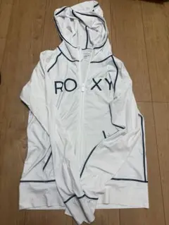 roxy ラッシュガード