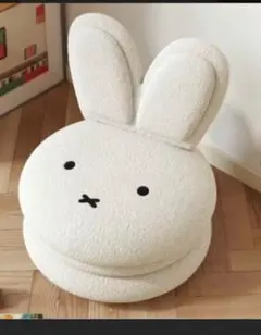 ナインチェ キャラクターグッズ